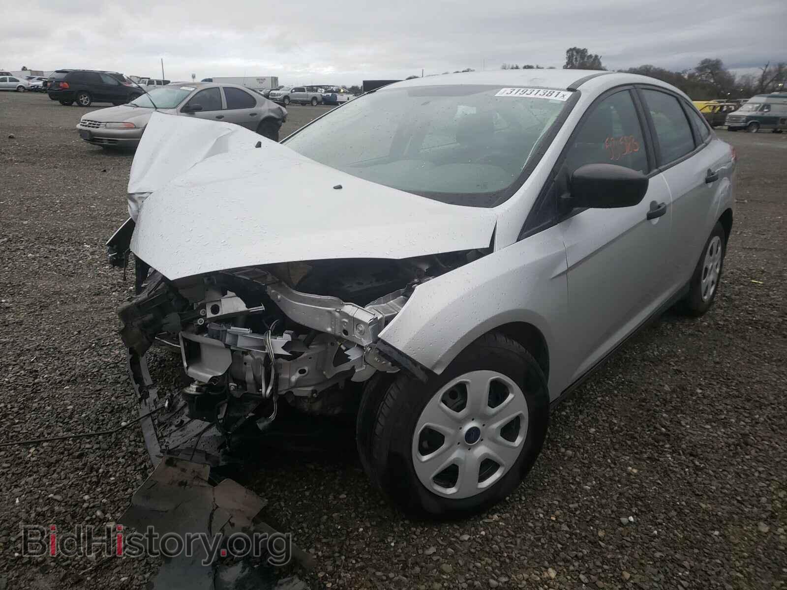 2017 FORD FOCUS - VIN: 1FADP3E21HL219901 - Photo 2