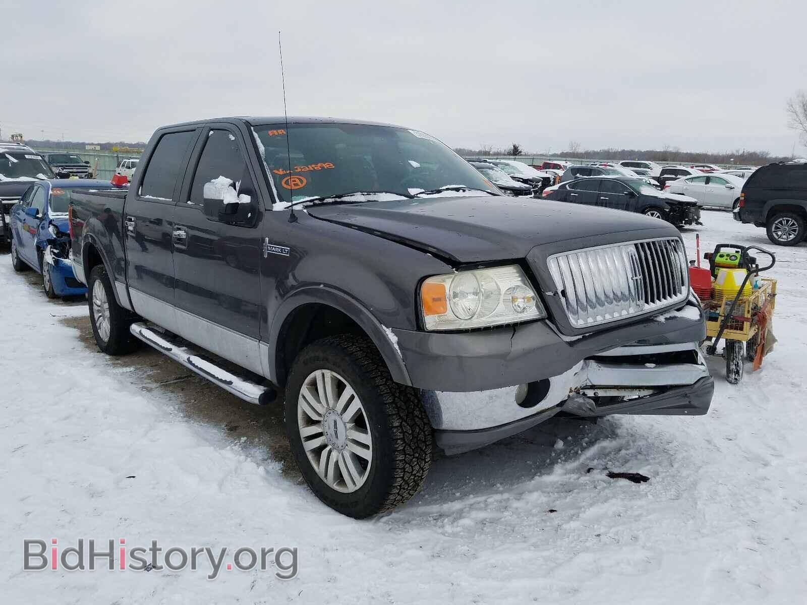 Фотография 5LTPW18516FJ21898 - LINCOLN MARK LT 2006