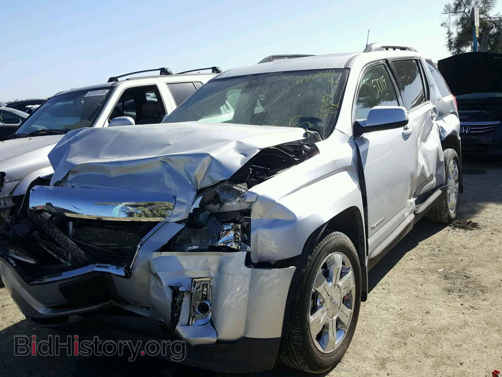 2011 GMC TERRAIN - VIN: 2CTFLVE51B6234715 - Photo 2