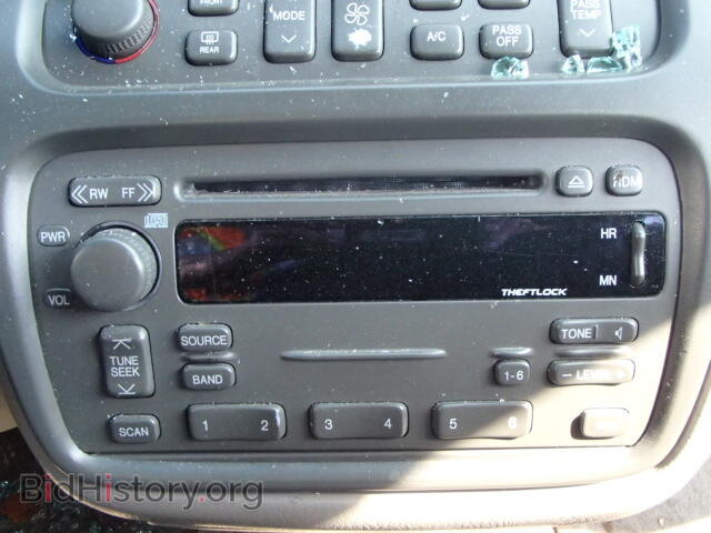 2005 CADILLAC DEVILLE - VIN: 1G6KD54Y05U151644 - Photo 9