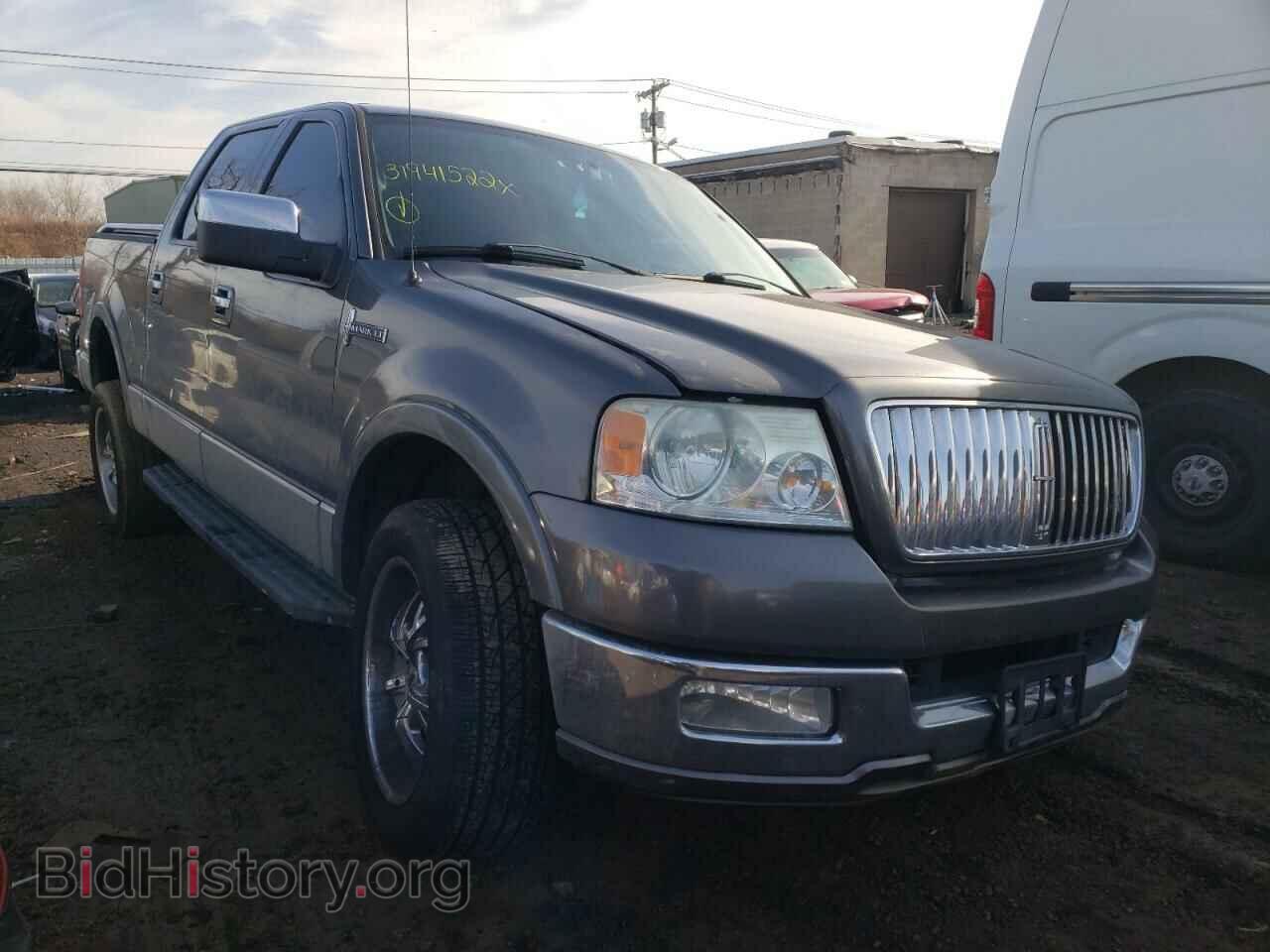 Фотография 5LTPW18596FJ03438 - LINCOLN MARK LT 2006