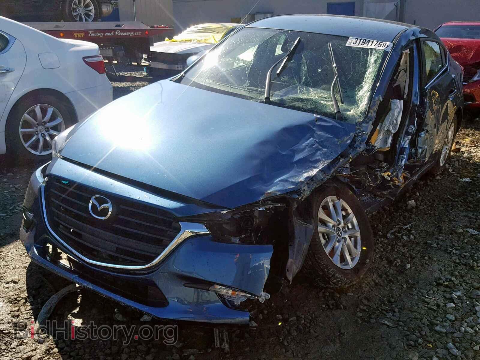 2018 MAZDA 3 - VIN: 3MXBN1U77JM270684 - Фото 2