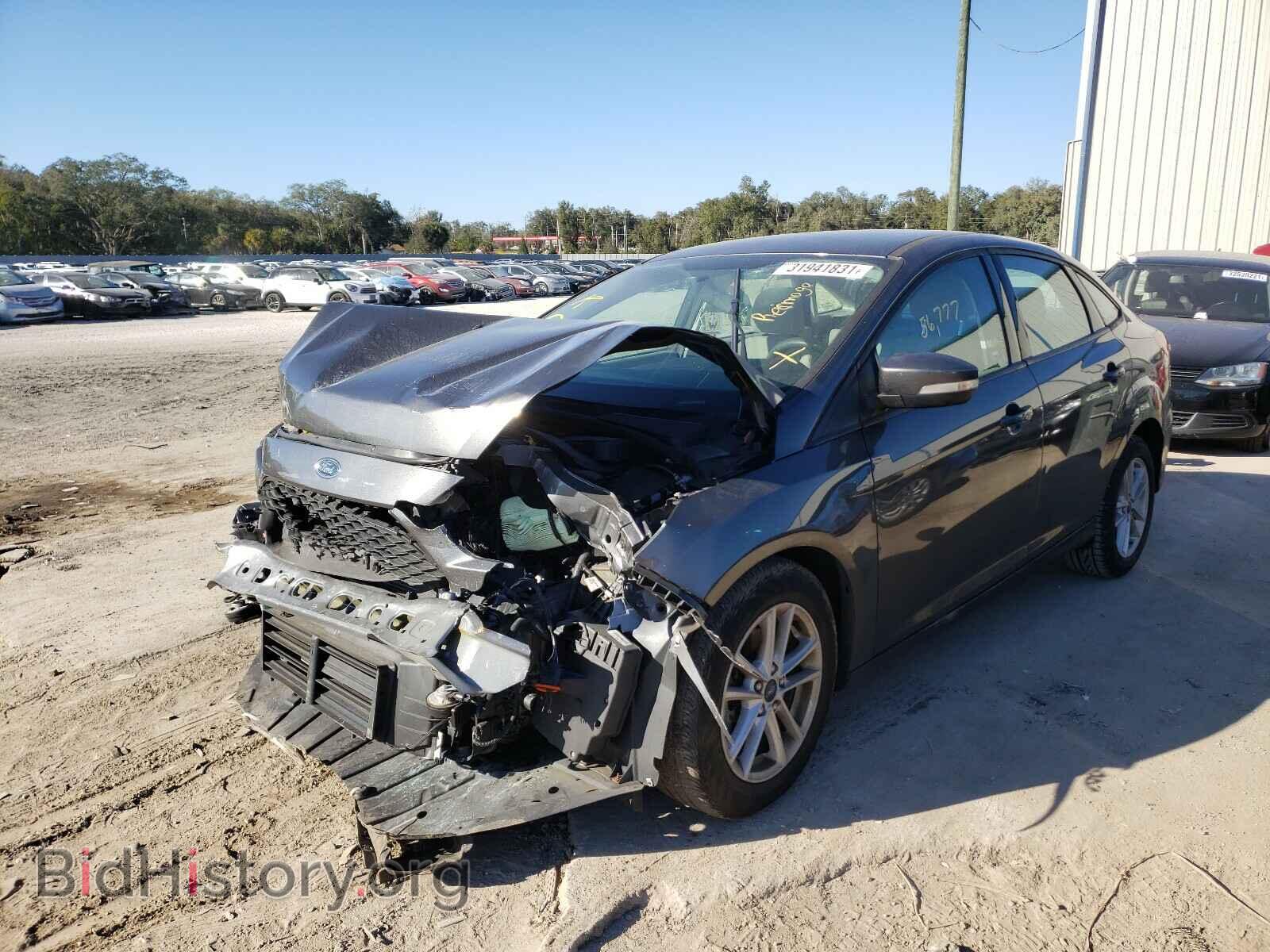 2017 FORD FOCUS - VIN: 1FADP3F24HL256519 - Фото 2
