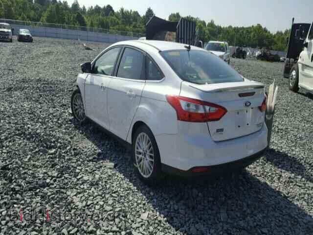 2014 FORD FOCUS - VIN: 1FADP3J21EL422367 - Photo 3