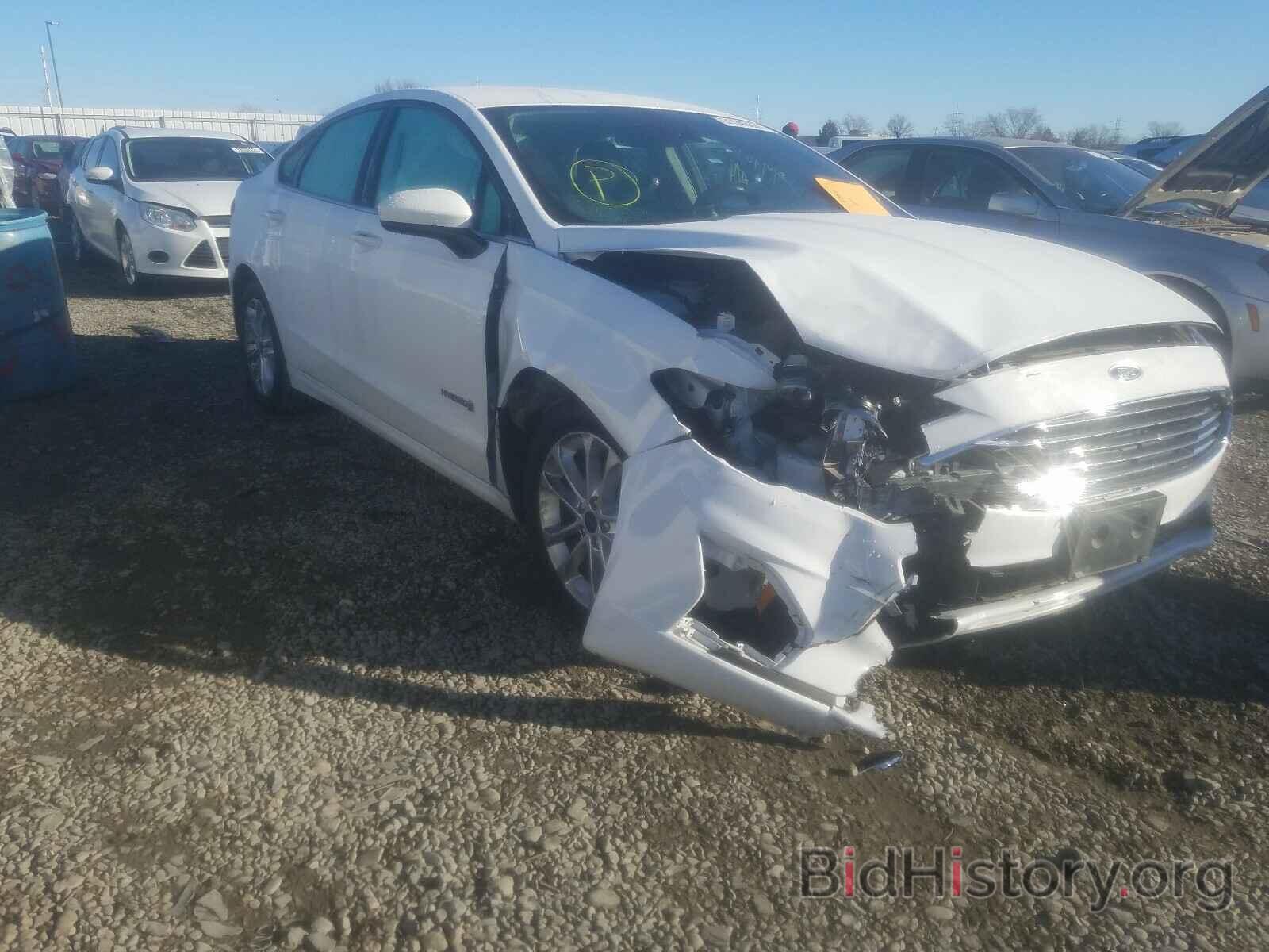 Photo 3FA6P0LU5KR118428 - FORD FUSION 2019