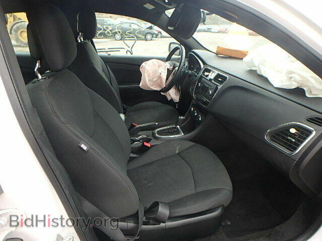 2012 CHRYSLER 200 - VIN: 1C3CCBBB2CN134129 - Фото 5