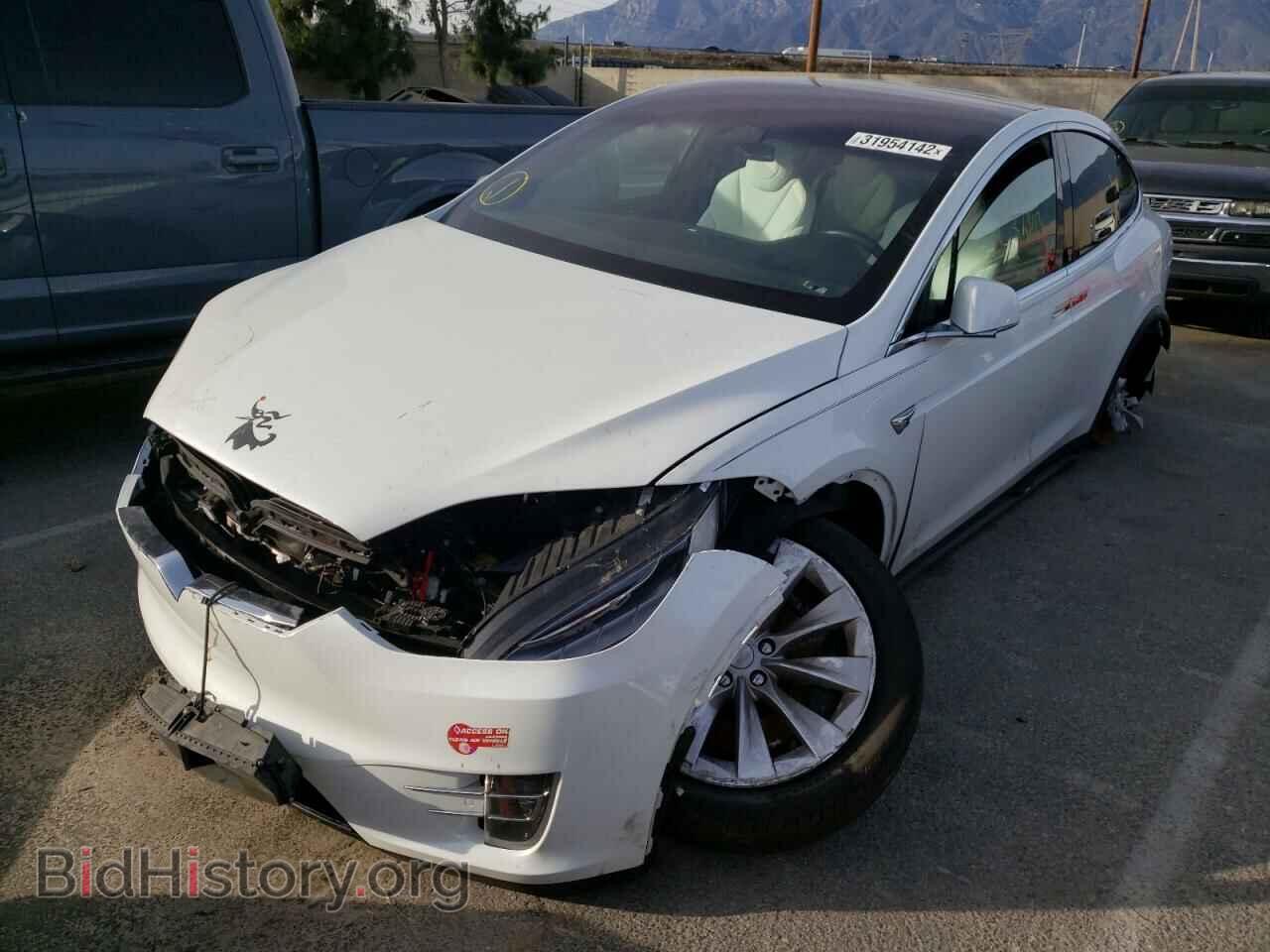 2018 TESLA MODEL X - VIN: 5YJXCBE20JF101151 - Фото 2