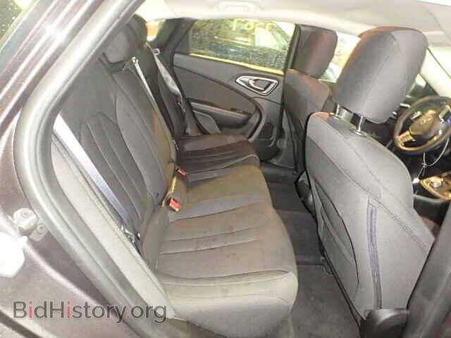 2015 CHRYSLER 200 - VIN: 1C3CCCAB4FN737384 - Photo 6