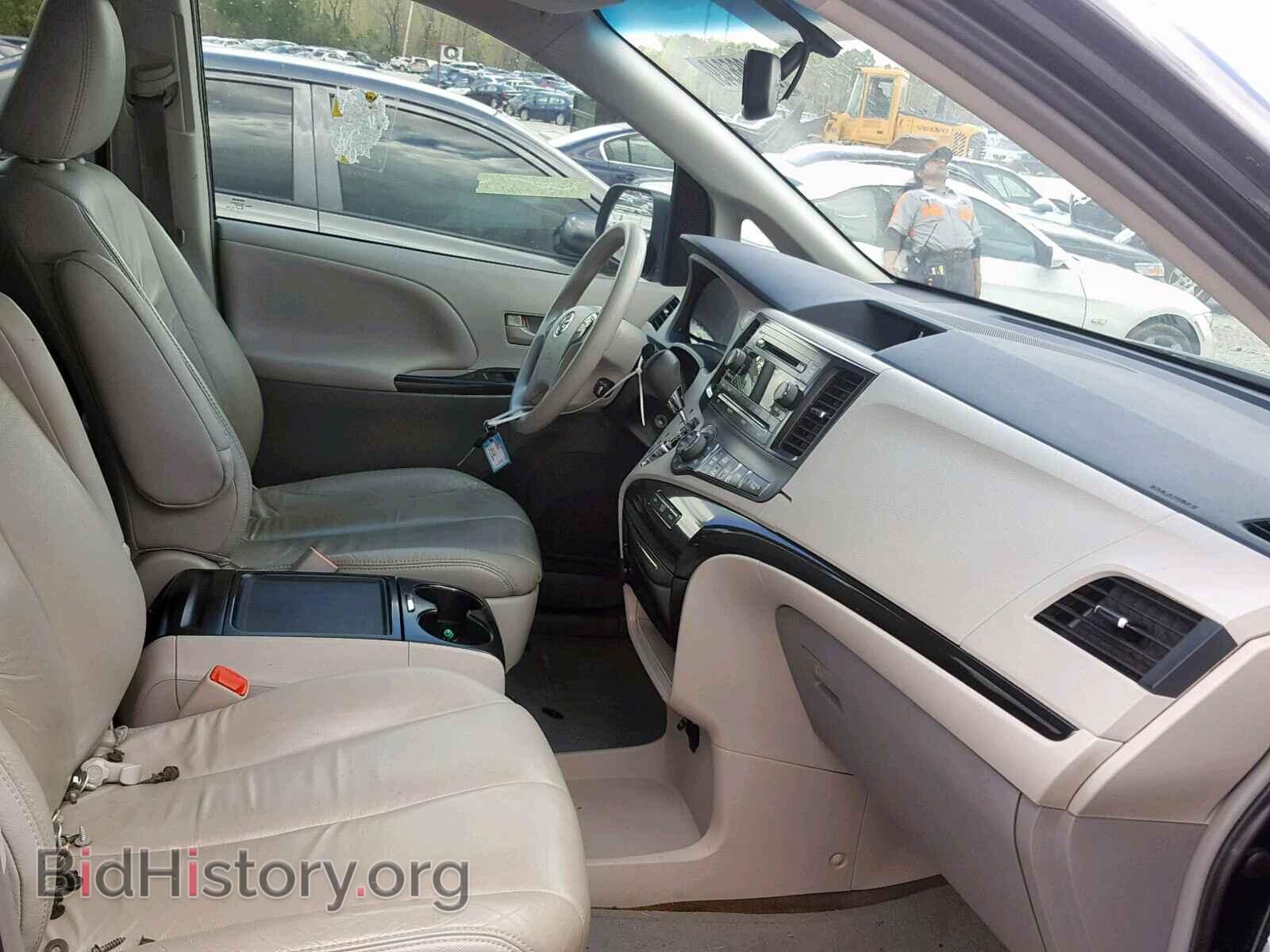 2013 TOYOTA SIENNA LE - VIN: 5TDKK3DC8DS288510 - Фото 5