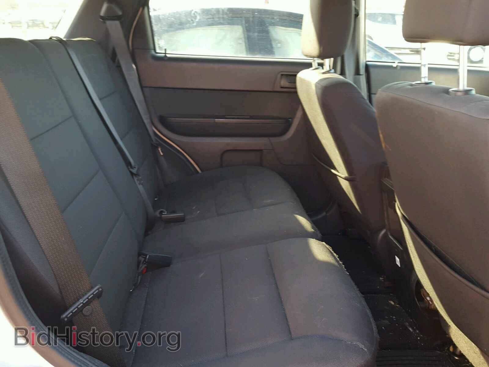 2011 FORD ESCAPE - VIN: 1FMCU0D72BKA49129 - Photo 6