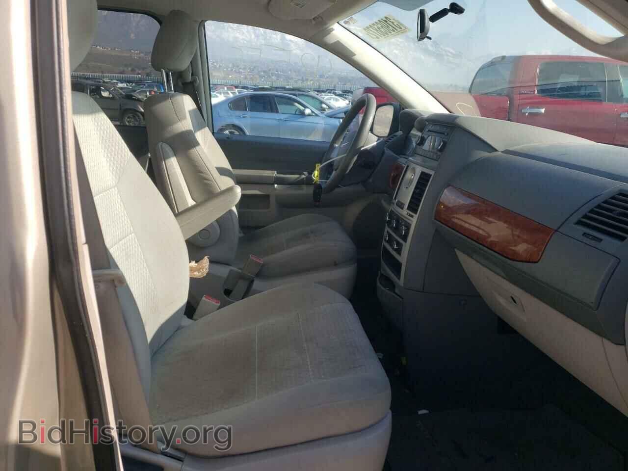 2009 CHRYSLER MINIVAN - VIN: 2A8HR44E79R618580 - Фото 5