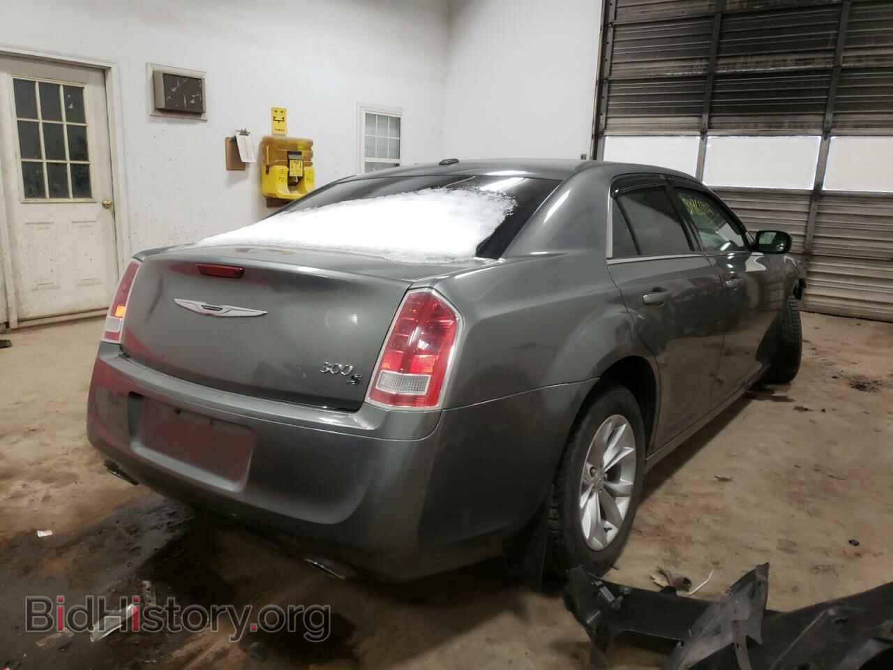 2012 CHRYSLER 300 - VIN: 2C3CCABG4CH307020 - Фото 4