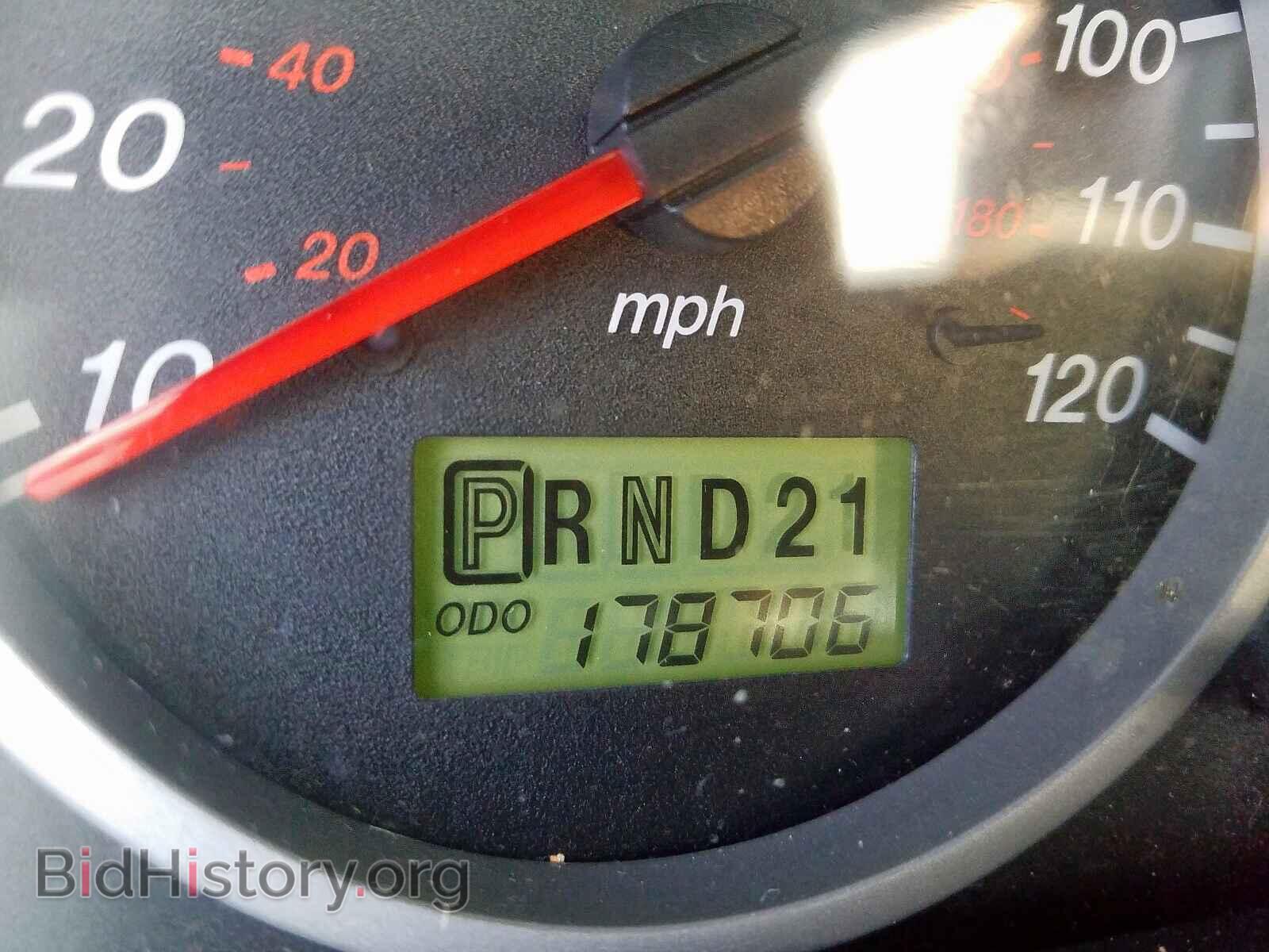 2004 MAZDA TRIBUTE - VIN: 4F2CZ96164KM19620 - Фото 8