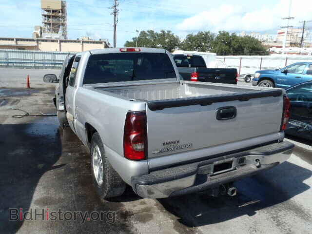 2006 CHEVROLET SILVERADO - VIN: 2GCEC19T761106877 - Photo 3