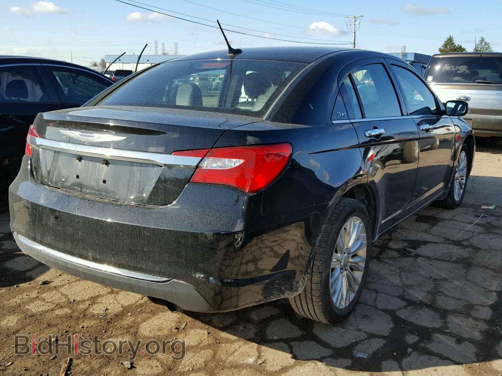 2012 CHRYSLER 200 - VIN: 1C3CCBCB9CN132201 - Фото 4