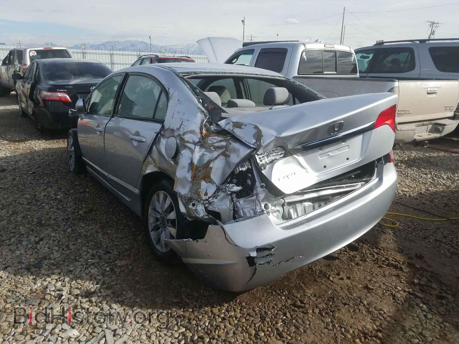 2011 HONDA CIVIC - VIN: 19XFA1F85BE019745 - Фото 3