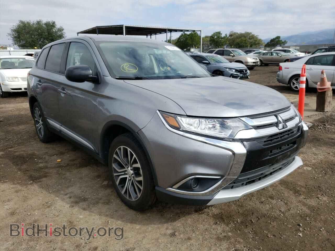 Фотография JA4AD2A32JJ004439 - MITSUBISHI OUTLANDER 2018