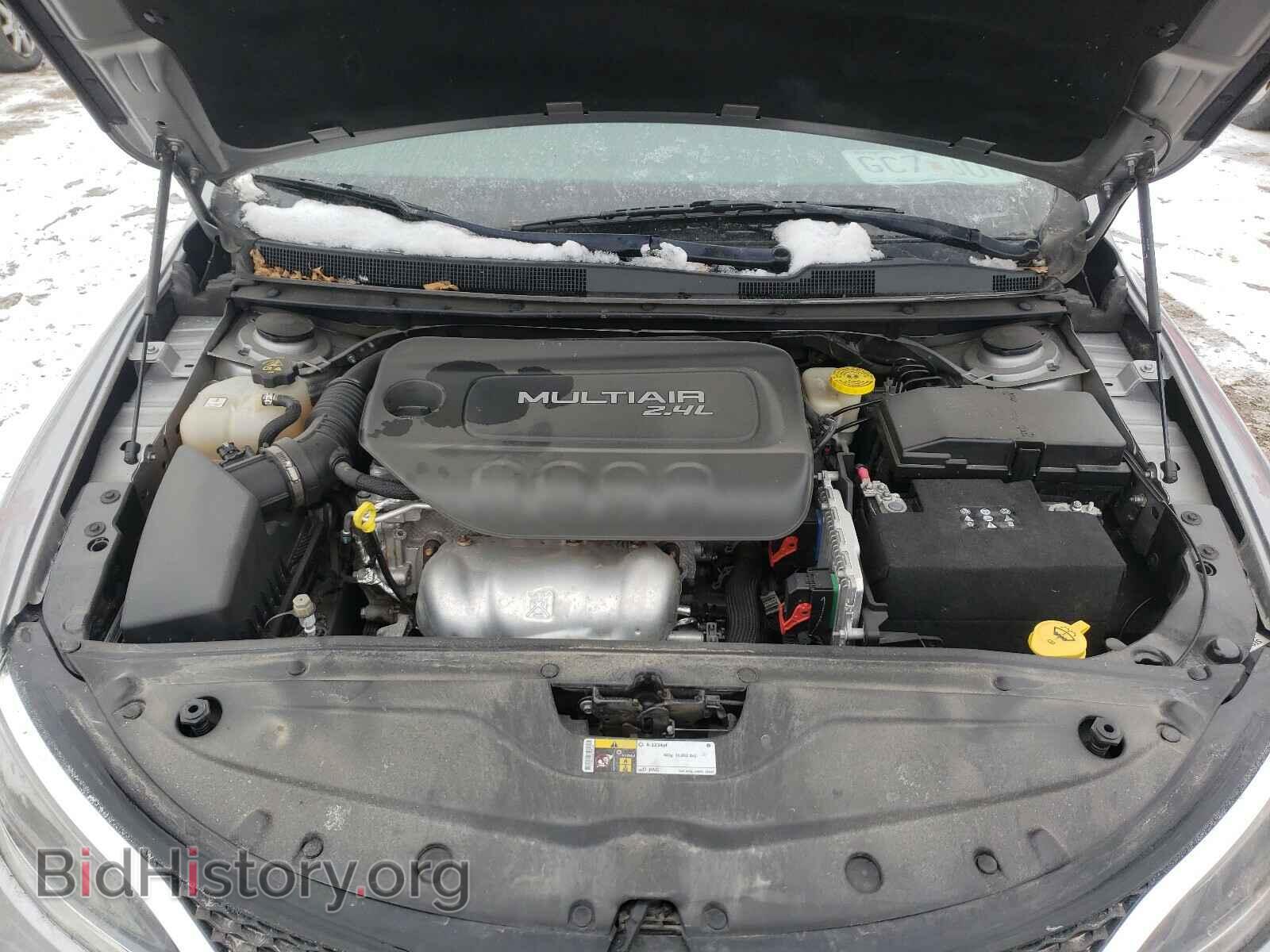 2016 CHRYSLER 200 - VIN: 1C3CCCABXGN133582 - Фото 7