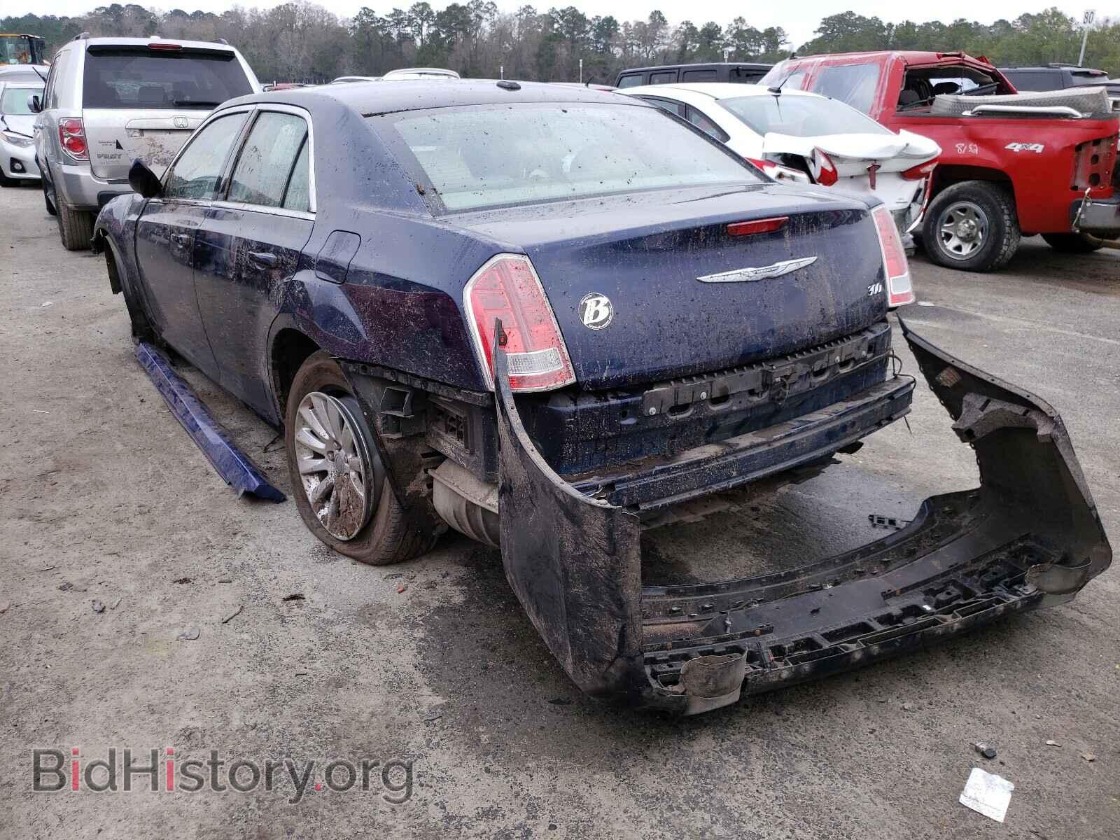 2013 CHRYSLER 300 - VIN: 2C3CCAAG2DH575048 - Фото 3