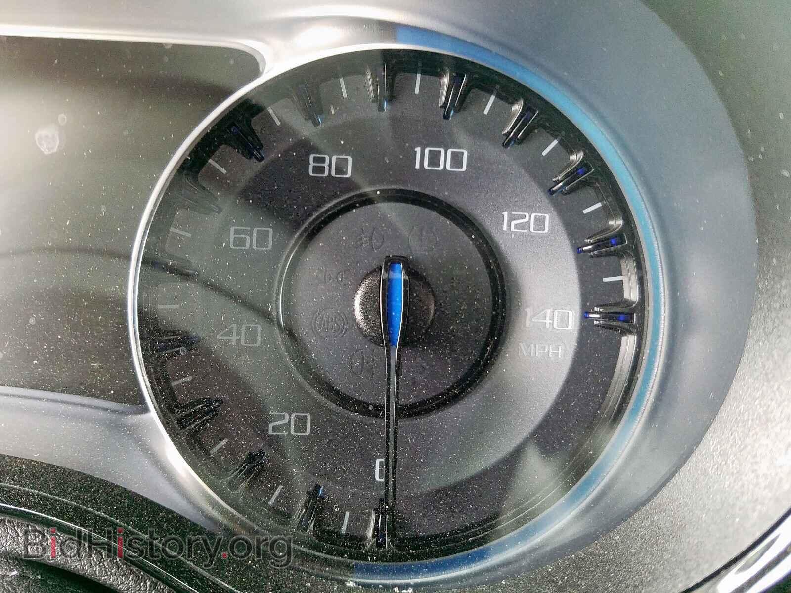 2019 CHRYSLER 300 - VIN: 2C3CCABG0KH708014 - Фото 7