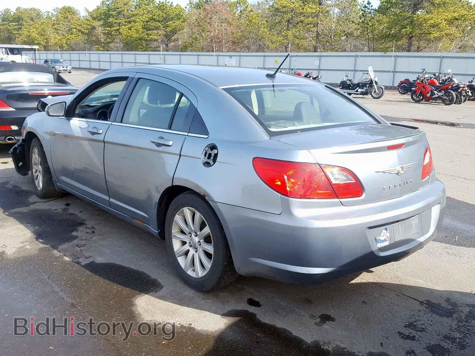 2010 CHRYSLER SEBRING - VIN: 1C3CC5FB2AN220131 - Photo 3