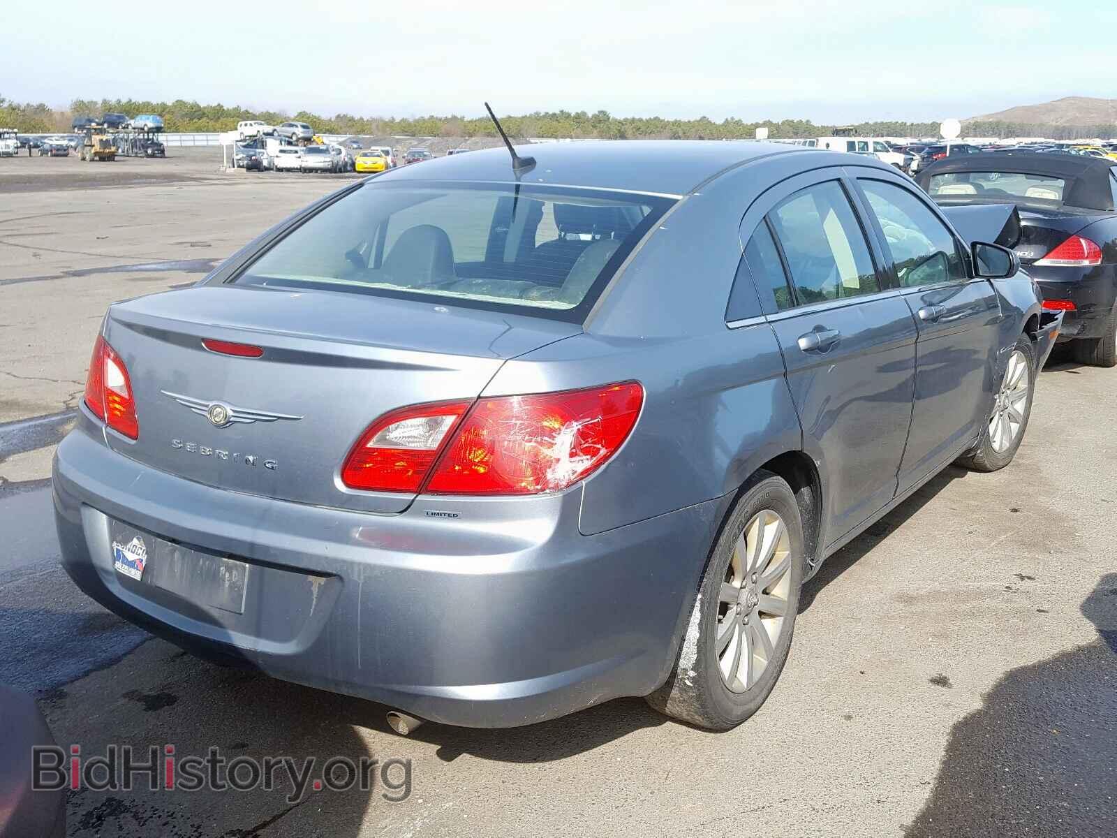 2010 CHRYSLER SEBRING - VIN: 1C3CC5FB2AN220131 - Photo 4