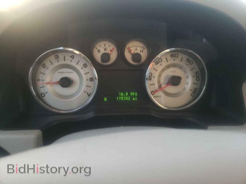 2007 Ford EDGE (VIN 2FMDK49C27BB30379) — photo 8 of 10