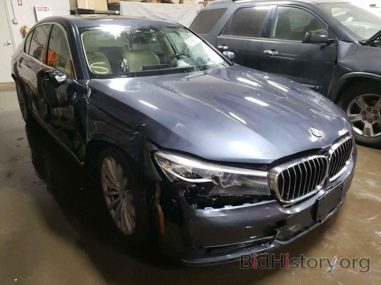 Photo WBA7E4C55HGU99571 - BMW 7 SERIES 2017