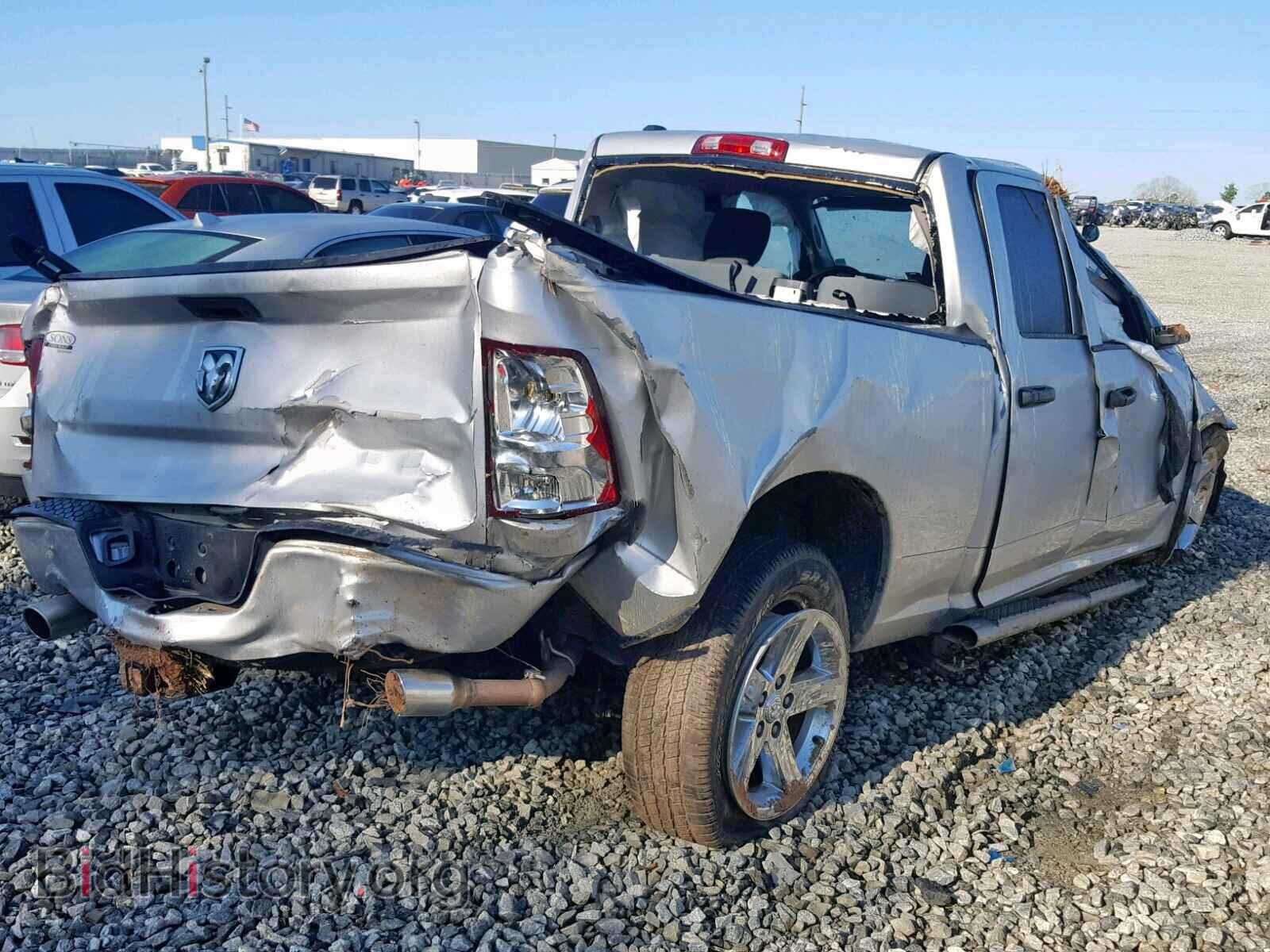 2015 RAM 1500 ST - VIN: 1C6RR6FT0FS714944 - Фото 4