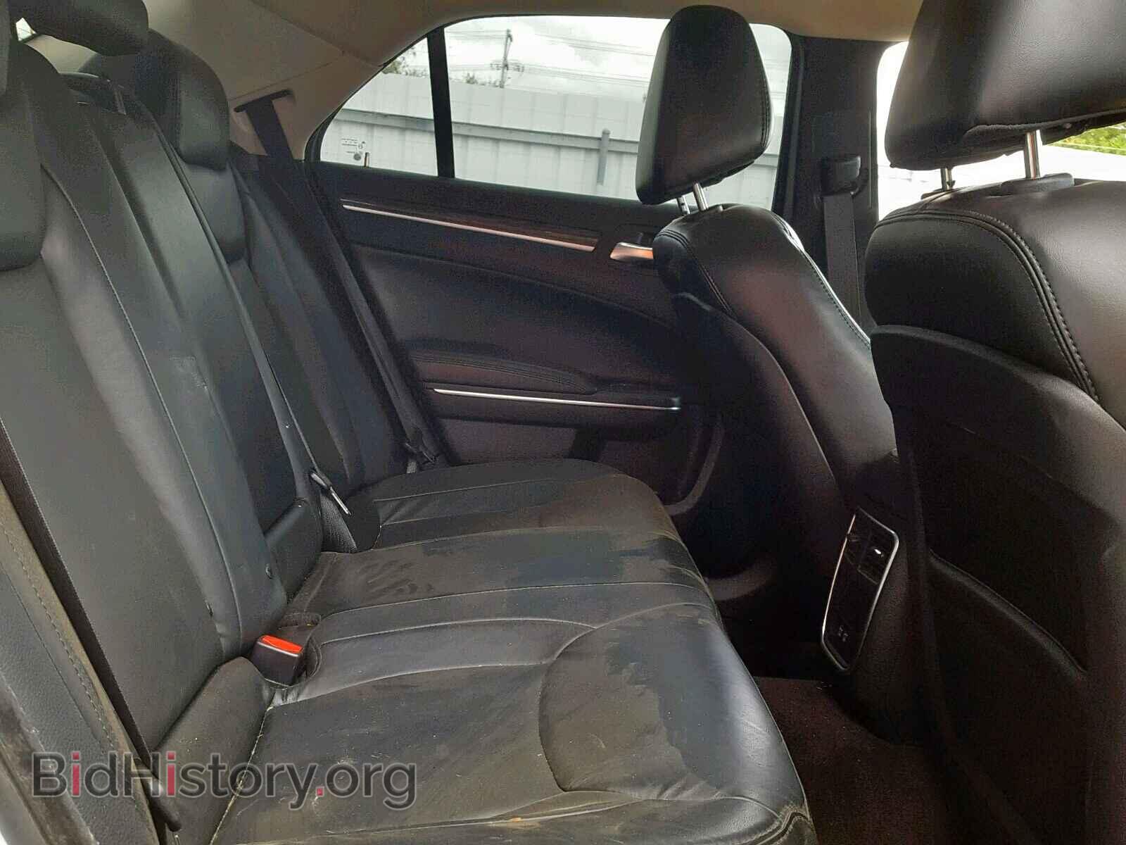 2016 CHRYSLER 300 - VIN: 2C3CCAAG3GH243947 - Фото 6