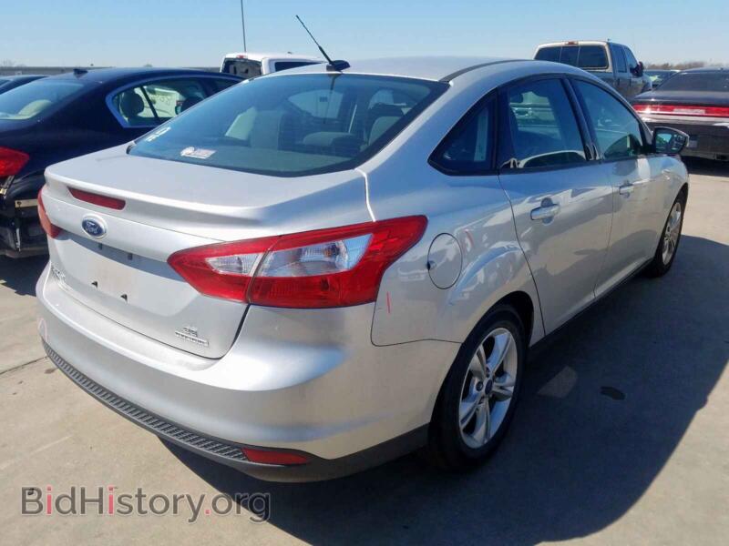 2014 Ford FOCUS (VIN 1FADP3F28EL216374) — photo 4 of 10