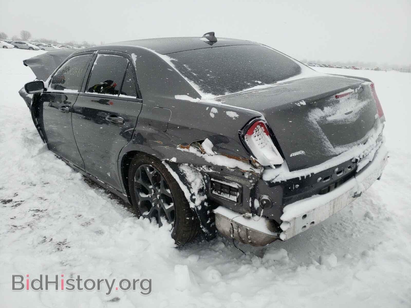 2019 CHRYSLER 300 - VIN: 2C3CCAGG6KH610680 - Фото 3