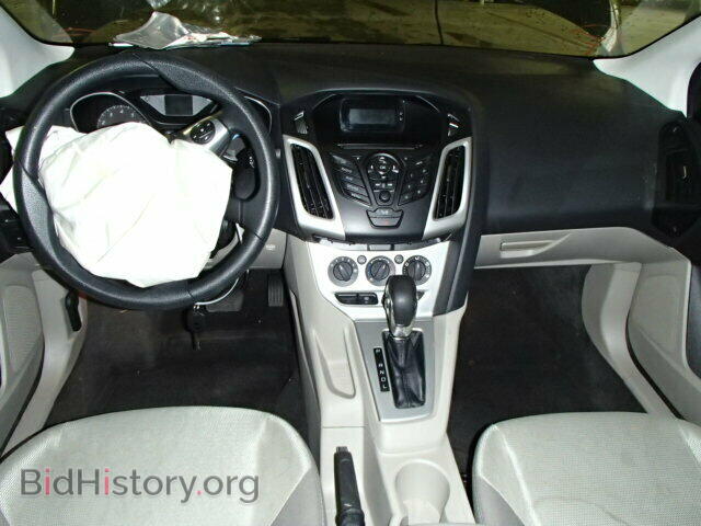 2012 FORD FOCUS - VIN: 1FAHP3F28CL431137 - Photo 9