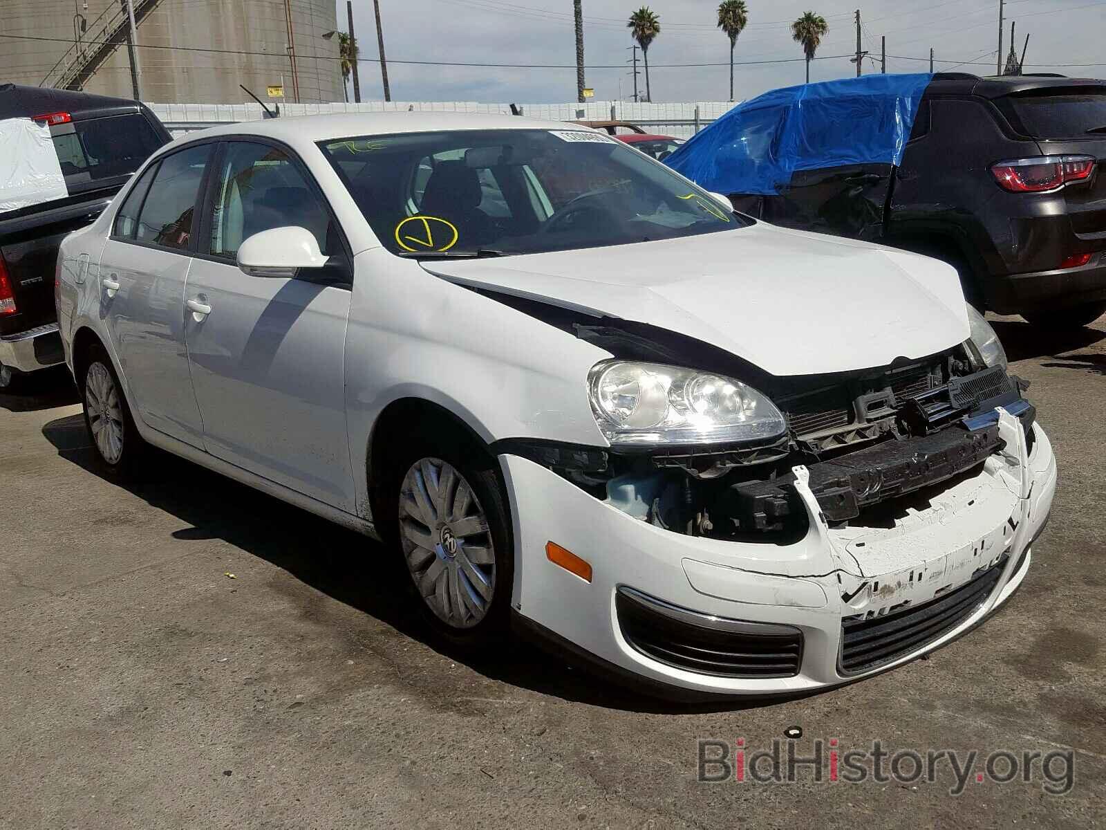 Фотография 3VWJZ7AJ5AM076142 - VOLKSWAGEN JETTA 2010