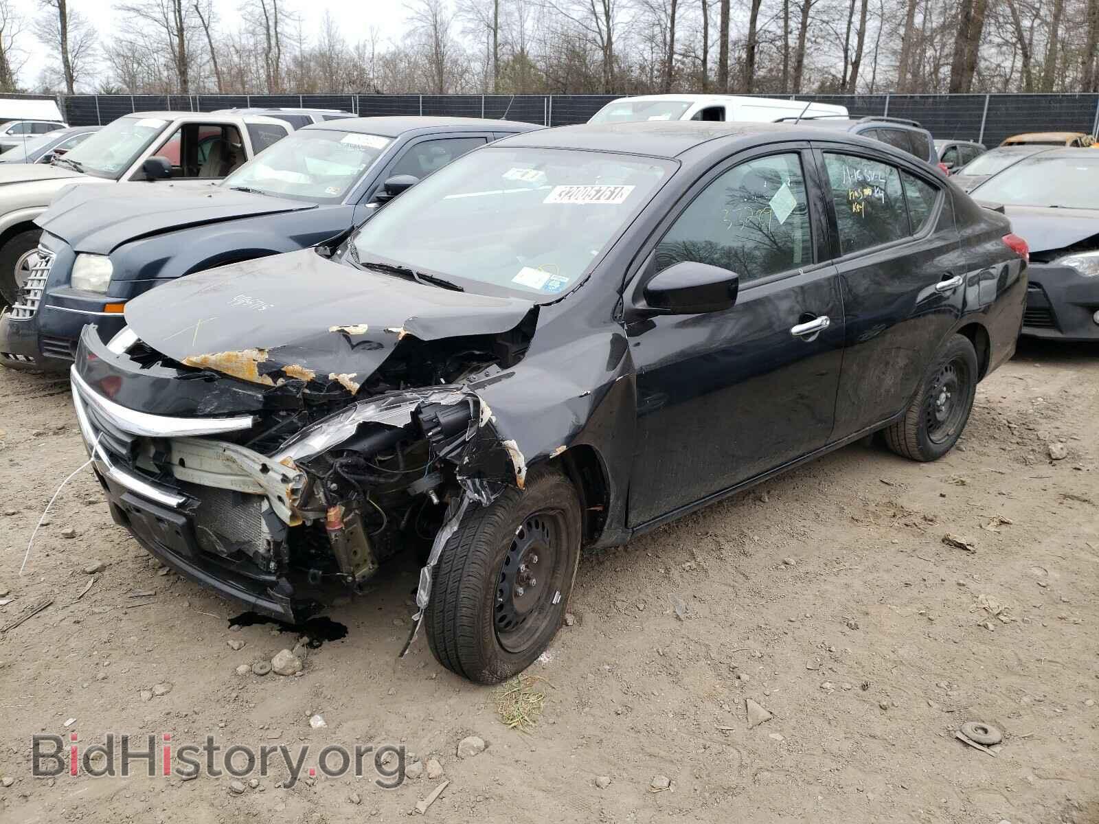 2018 NISSAN VERSA - VIN: 3N1CN7AP1JL884590 - Фото 2