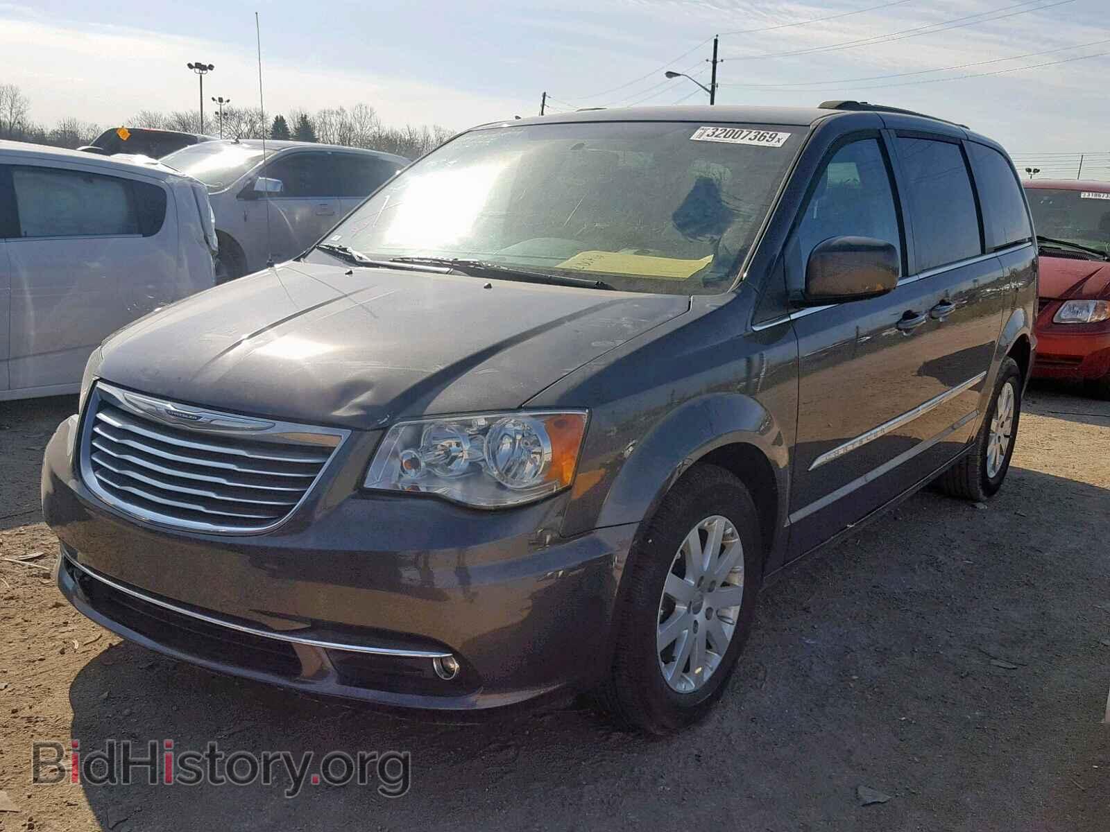 2015 CHRYSLER TOWN & COU - VIN: 2C4RC1BG3FR645030 - Фото 2