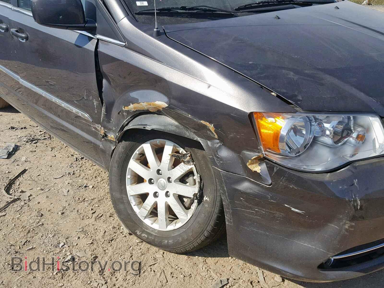 2015 CHRYSLER TOWN & COU - VIN: 2C4RC1BG3FR645030 - Фото 9