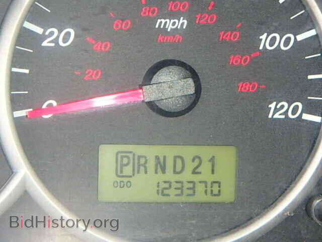 2005 MAZDA TRIBUTE - VIN: 4F2CZ96105KM05195 - Фото 8