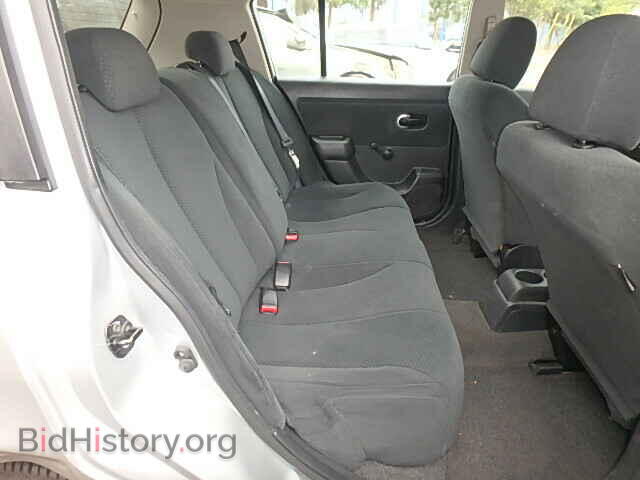2010 NISSAN VERSA - VIN: 3N1BC1CP4AL365240 - Фото 6