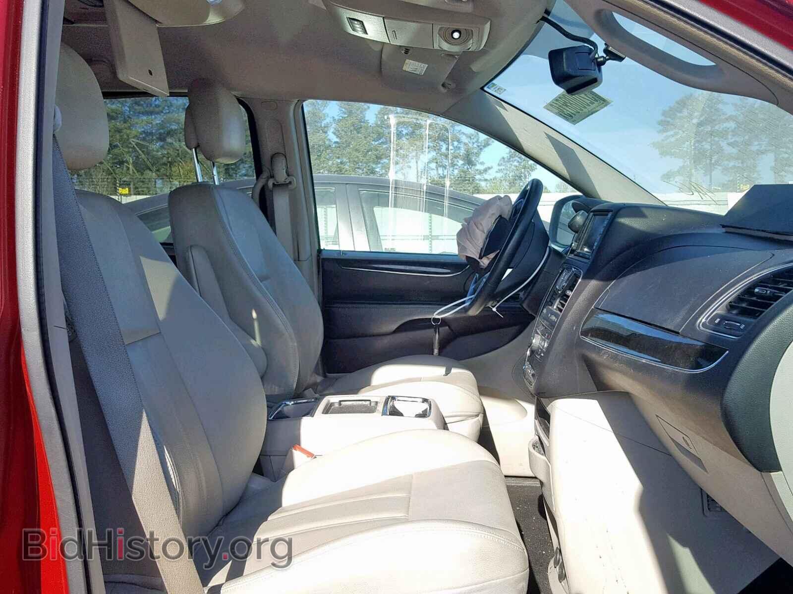 2013 CHRYSLER TOWN & COU - VIN: 2C4RC1BG5DR558839 - Фото 5