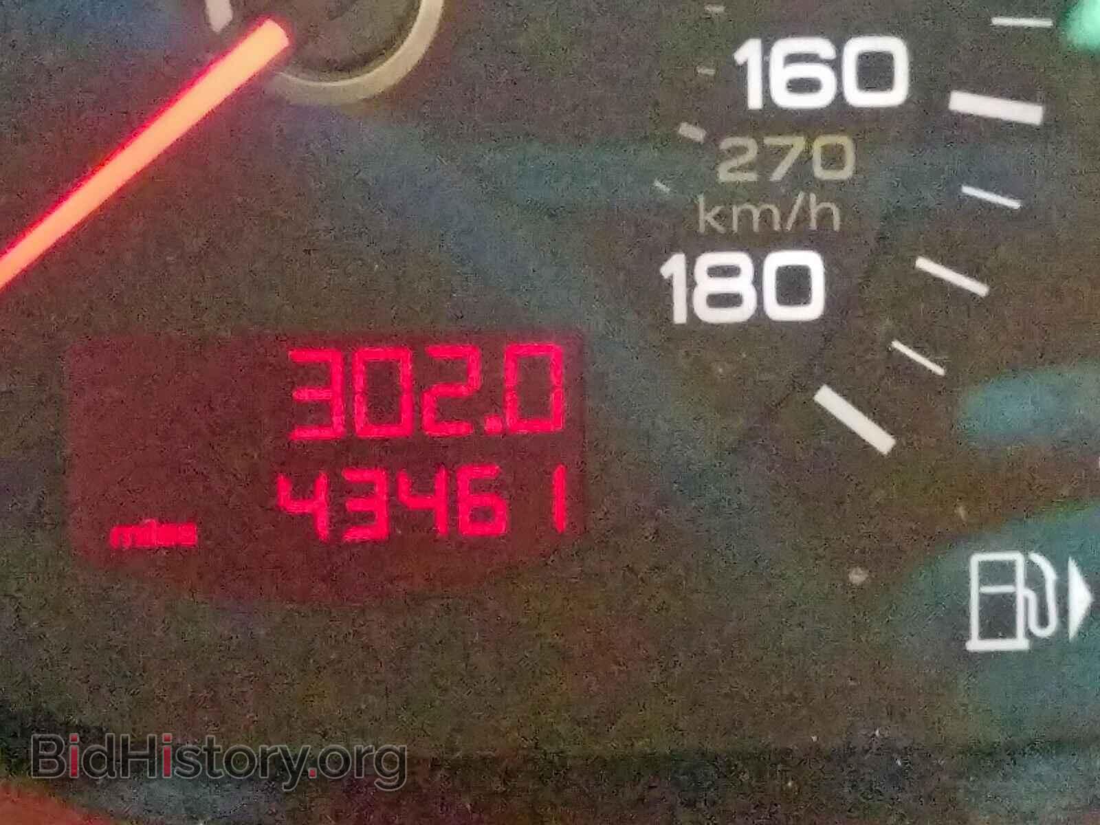 2010 AUDI A6 - VIN: WAUKGAFB9AN025466 - Фото 8