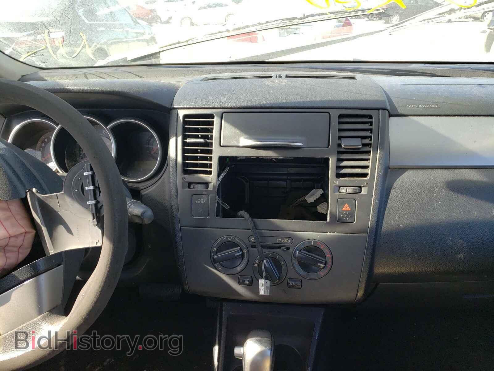 2007 NISSAN VERSA - VIN: 3N1BC13E67L435683 - Фото 9