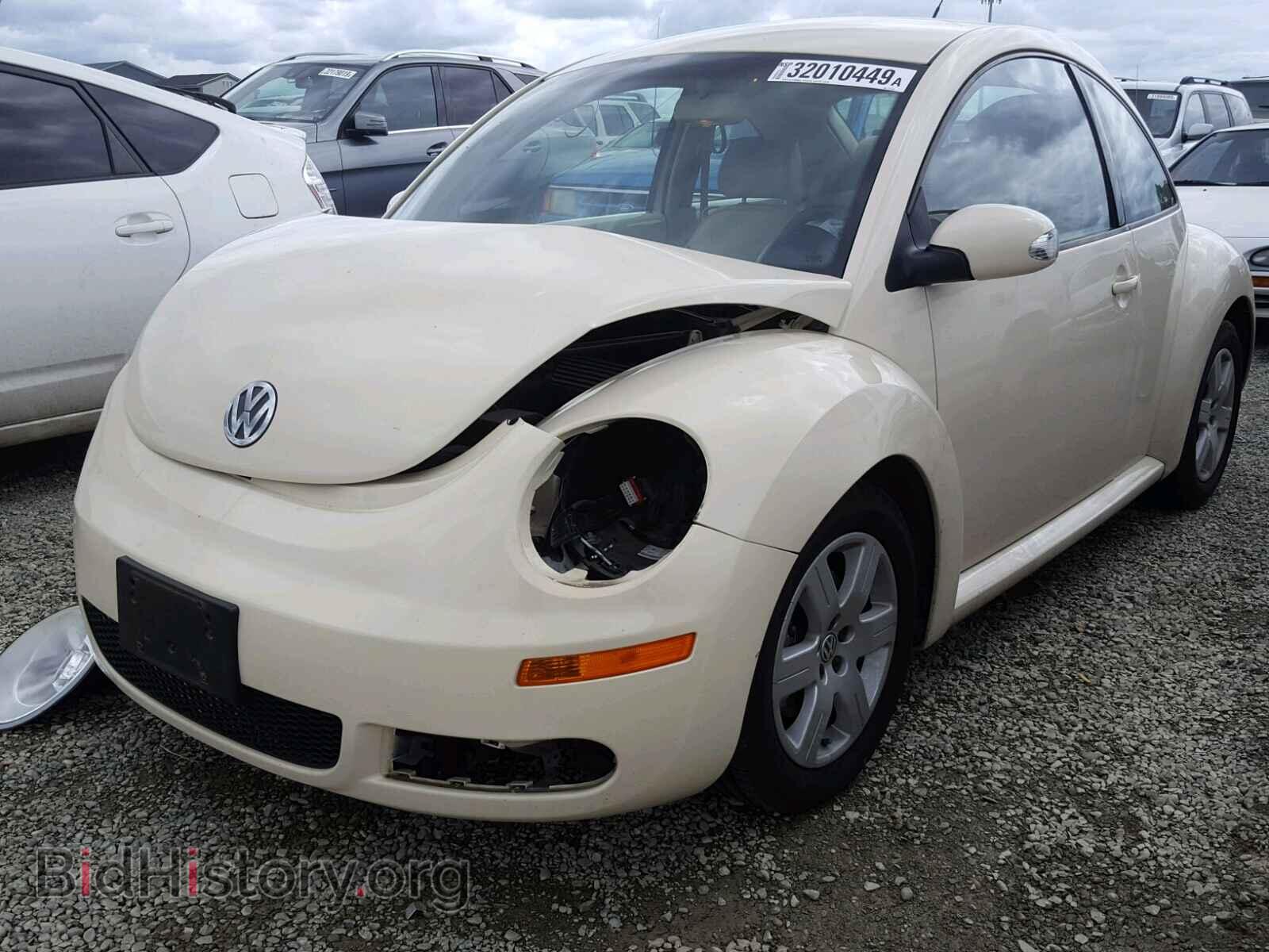 2007 VOLKSWAGEN BEETLE - VIN: 3VWPG31CX7M511109 - Фото 2
