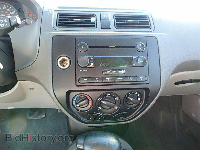2005 FORD FOCUS - VIN: 1FAFP34N75W154292 - Фото 9