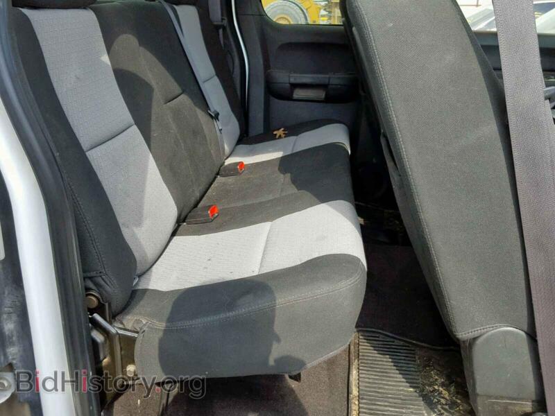 2009 Chevrolet SILVERADO (VIN 1GCEC19C69Z283125) — фото 6 из 10