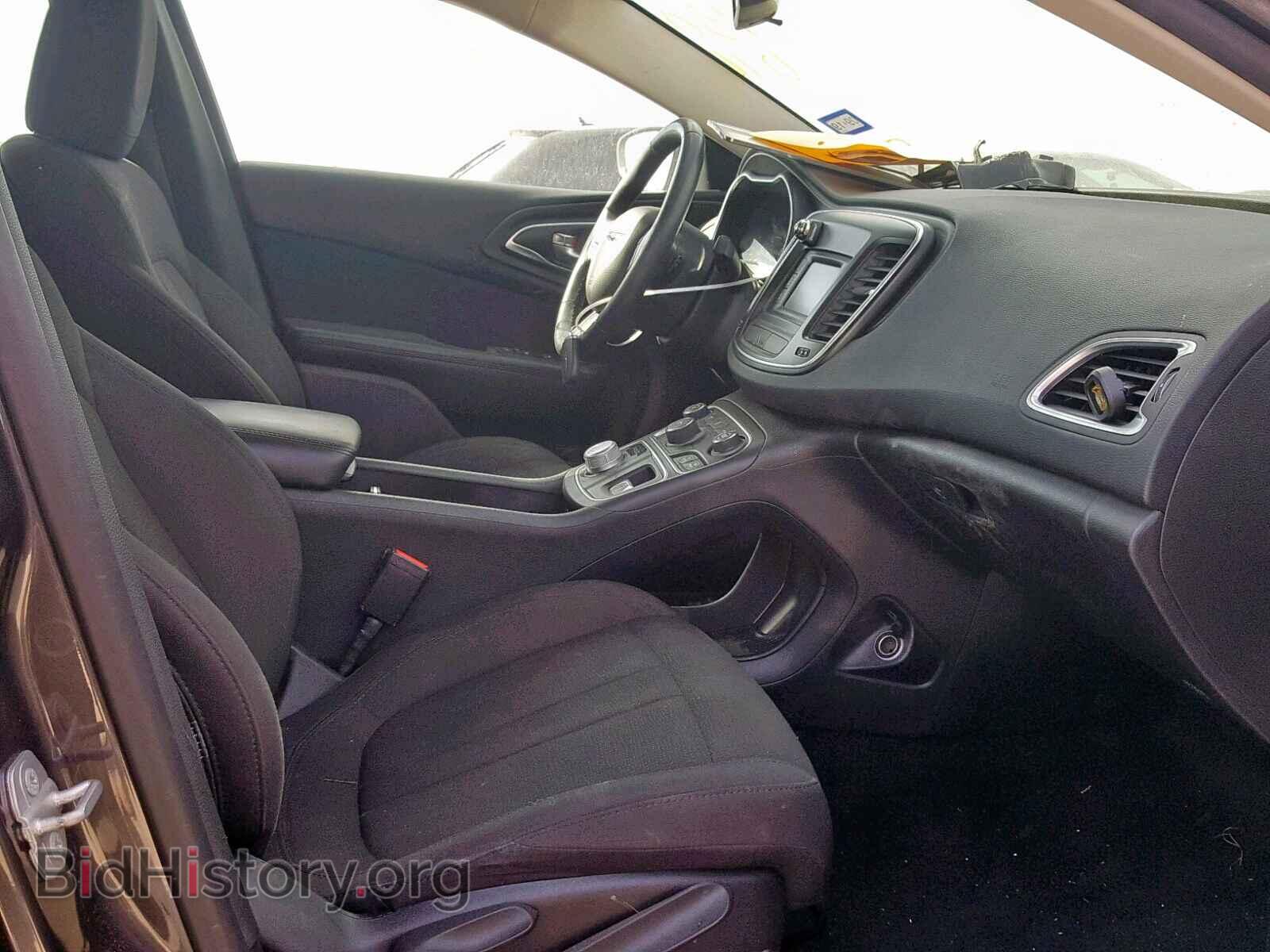 2016 CHRYSLER 200 - VIN: 1C3CCCAB5GN130041 - Photo 5