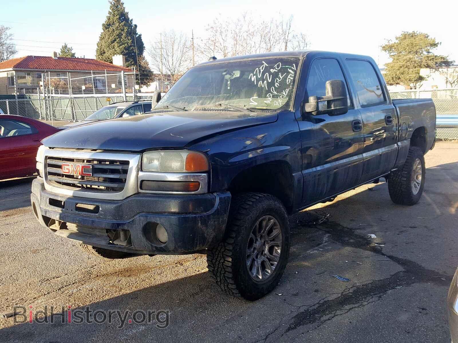 2005 GMC SIERRA - VIN: 2GTEK13T651113538 - Фото 2
