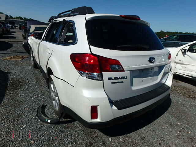 2011 SUBARU OUTBACK - VIN: 4S4BRBCCXB3442474 - Фото 3