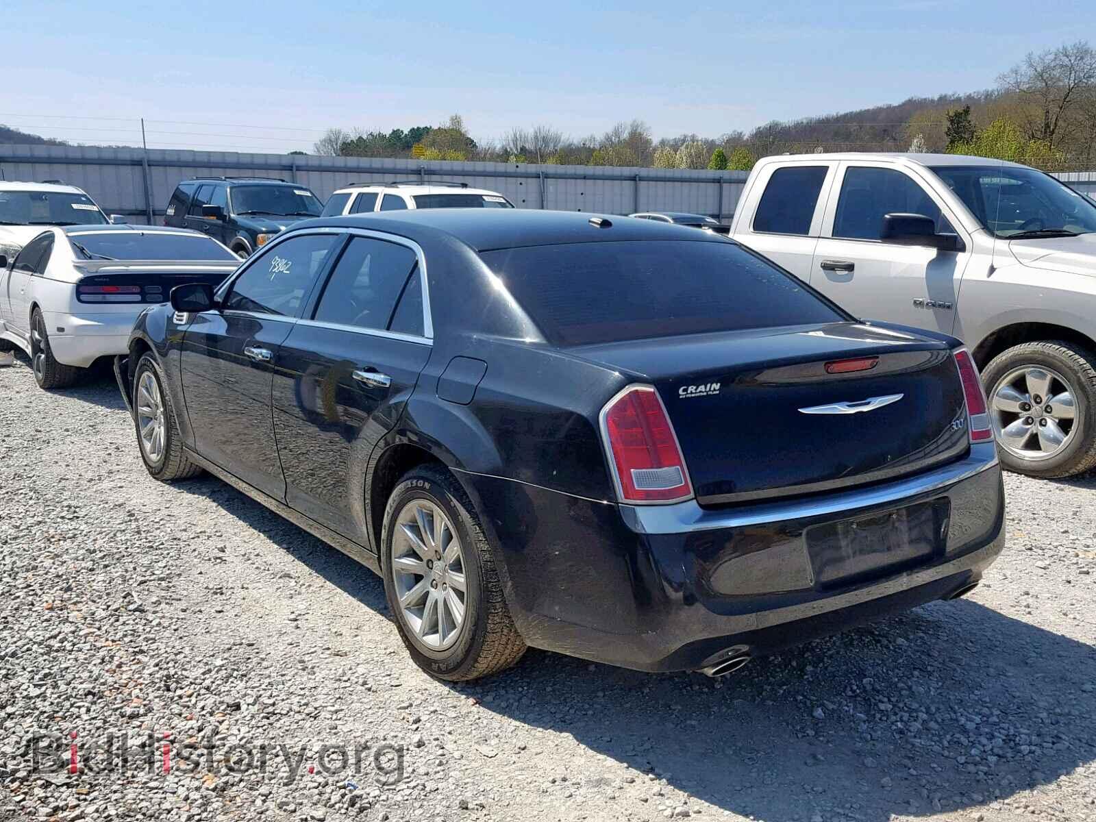 2011 CHRYSLER 300 - VIN: 2C3CA5CG1BH546910 - Фото 3