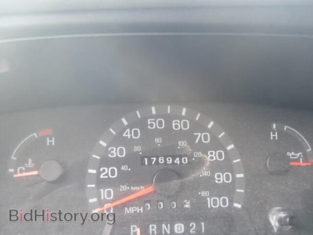 2000 FORD ECONOLINE - VIN: 1FTNE2428YHB50031 - Photo 8